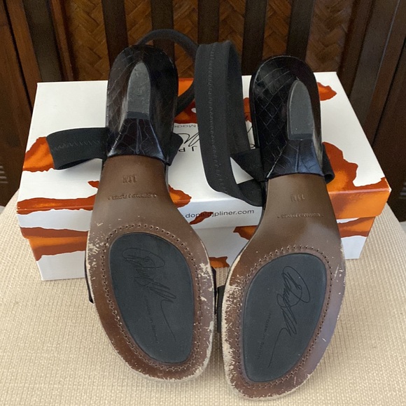 DONALD J. PLINER - Black Strappy Elastic 11M - Picture 5 of 6